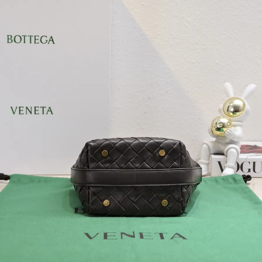 Bottega Veneta Intrecciato Lunch Bag with Curved Handle