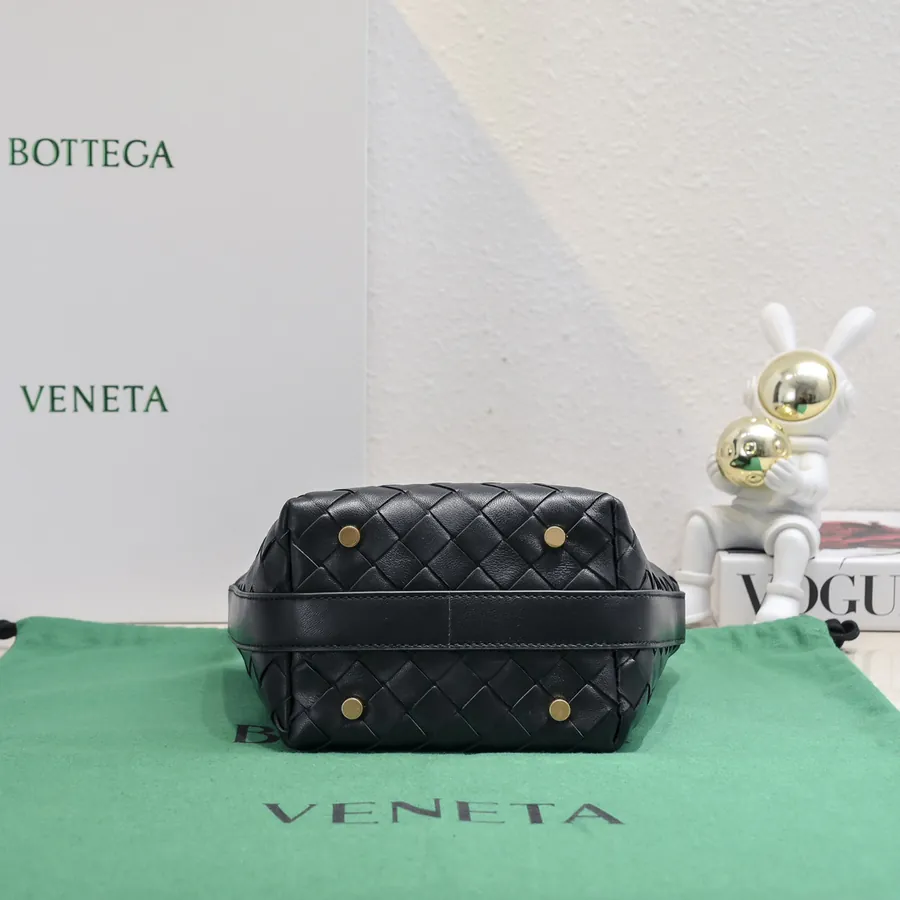Bottega Veneta Intrecciato Lunch Tote with Curved Handle