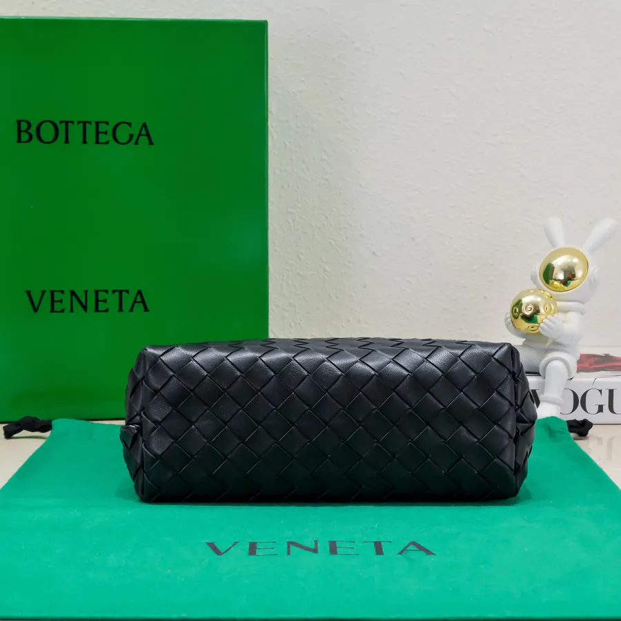 BOTTEGA VENETA Andiamo Mini Chain Bag