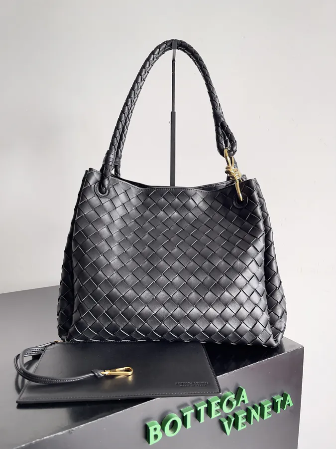 Andiamo Parachute Bucket Bag Large