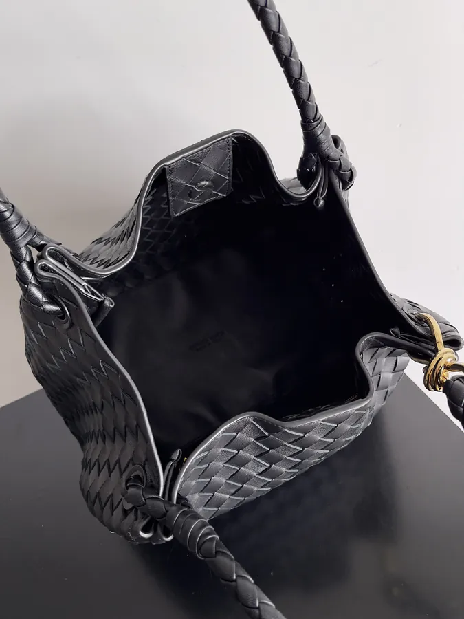 Andiamo Parachute Bucket Bag Large