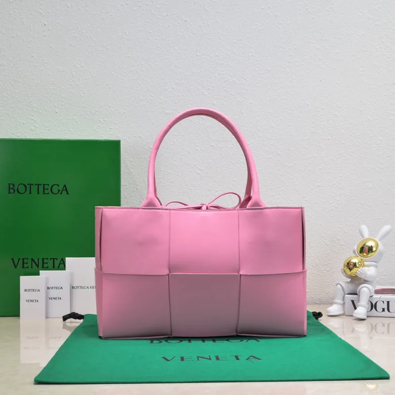 Arco Medium SLIP Bucket Bag Luxury Tote with Grained Calfskin
