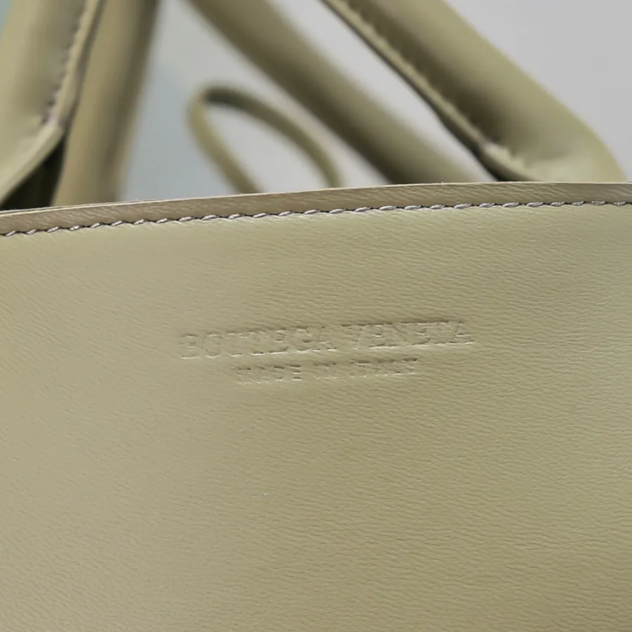 Arco Large Tote Handbag with SLIP Inner Lining