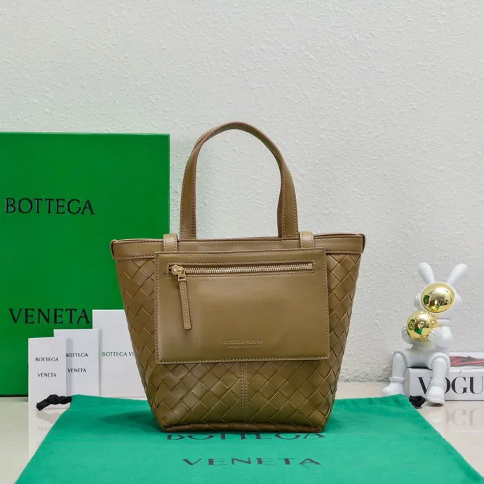 Bv 2023 New Flip Flap Tote