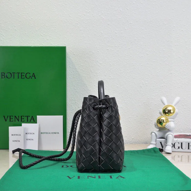 B Intrecciato编织小号手提包,滑动斜挎背带