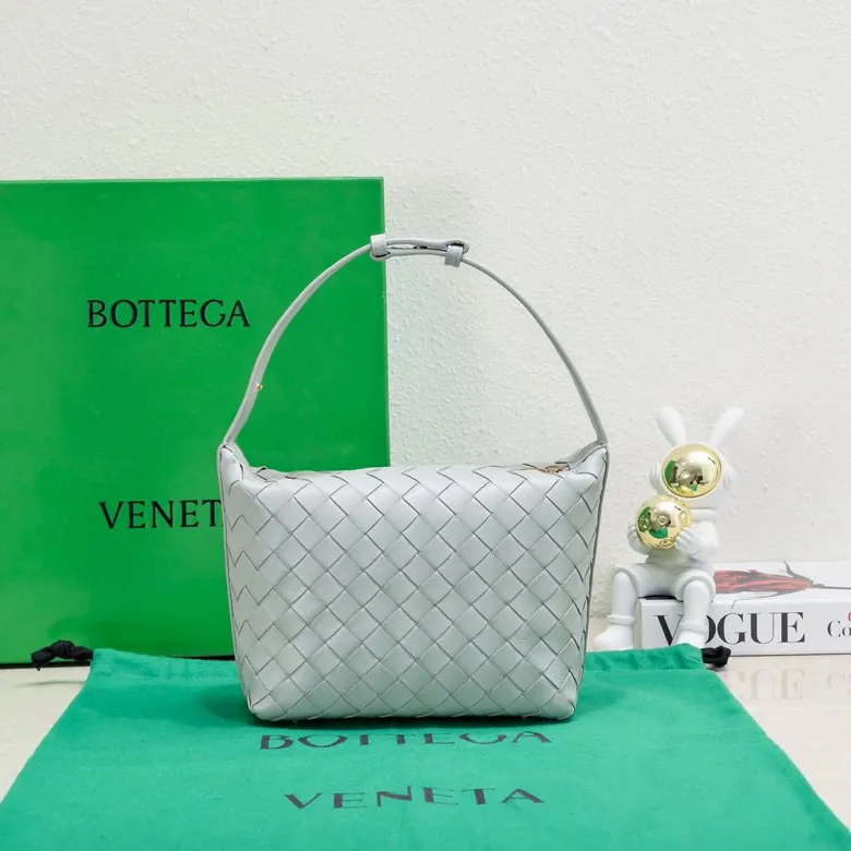 BvWallace Shoulder Lunch Bag