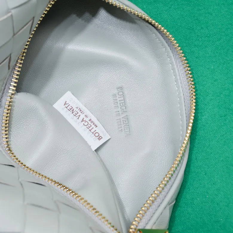 BvWallace Shoulder Lunch Bag