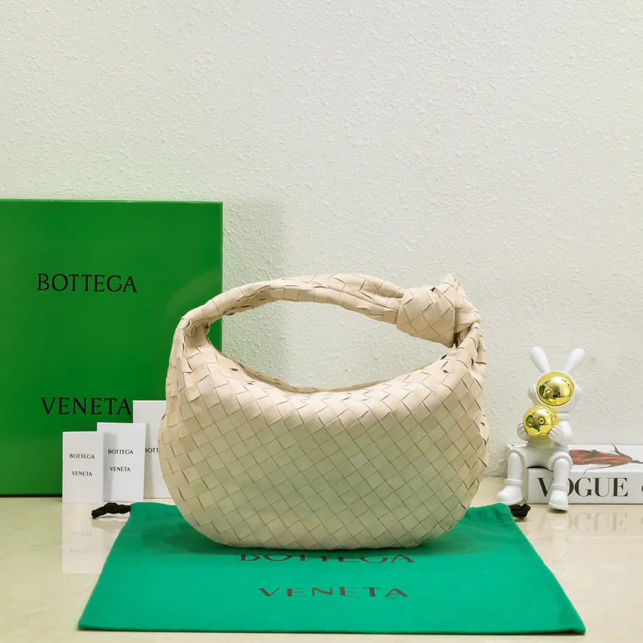 JODIE Bucket Bag in Grained Calfskin