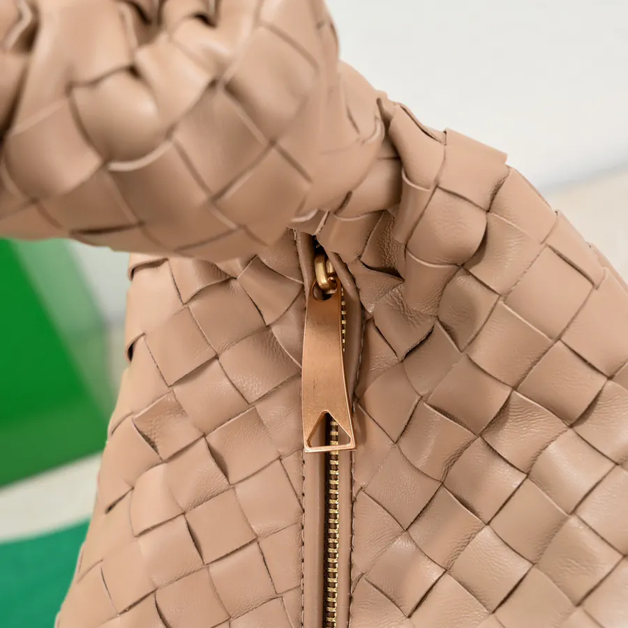 Large Arco Handbag, Minimalist Style