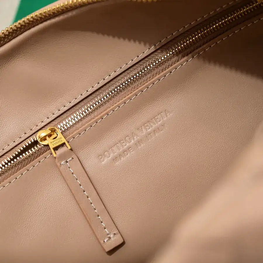 Large Arco Handbag, Minimalist Style