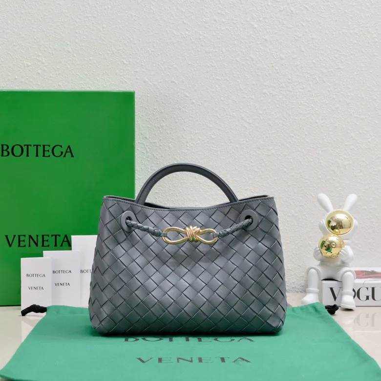 B Intrecciato编织皮革小号手提包