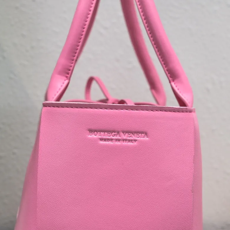 Arco Midsize SLIP Tote Handbag in Grained Calfskin