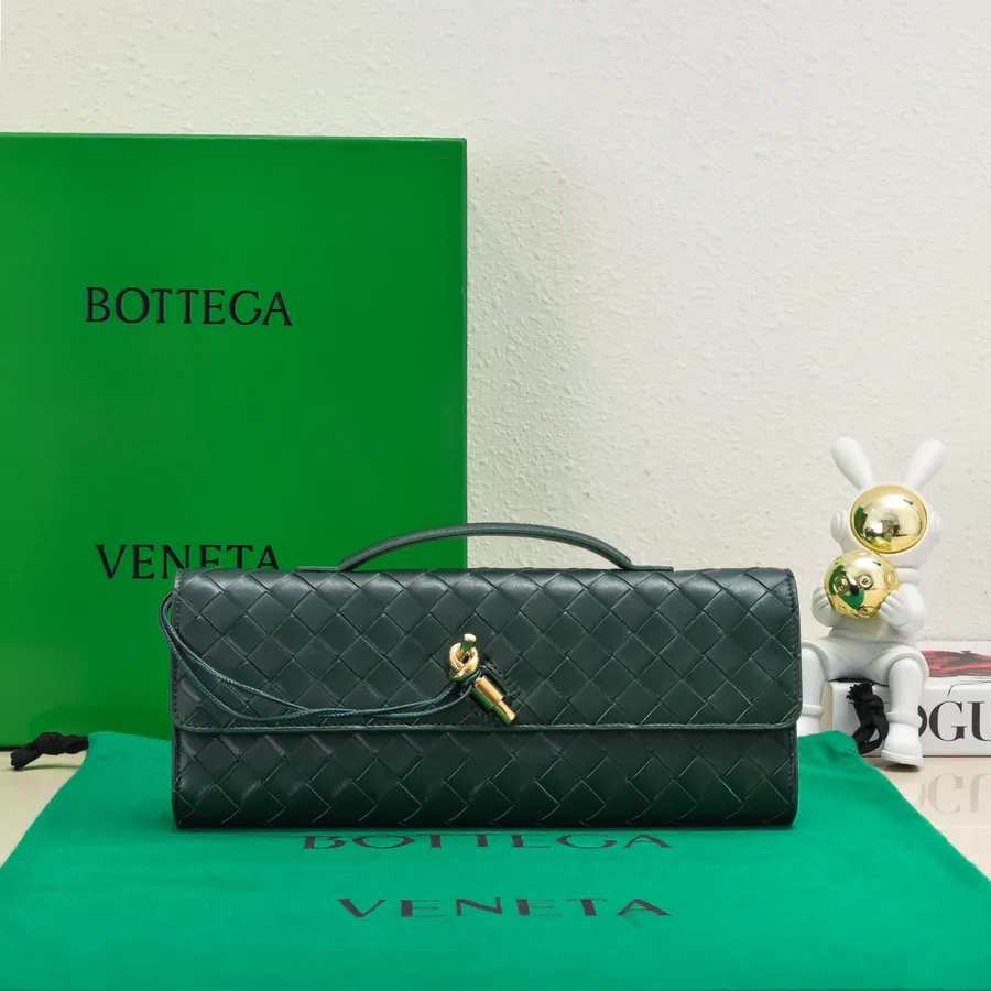 BV Andiamo Evening Handbag
