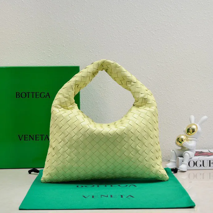 Bv New Mini HOP Bag with Grained Calfskin Handle