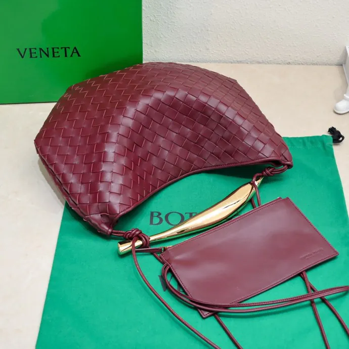 Bottega Veneta Sardine Large Bucket Bag