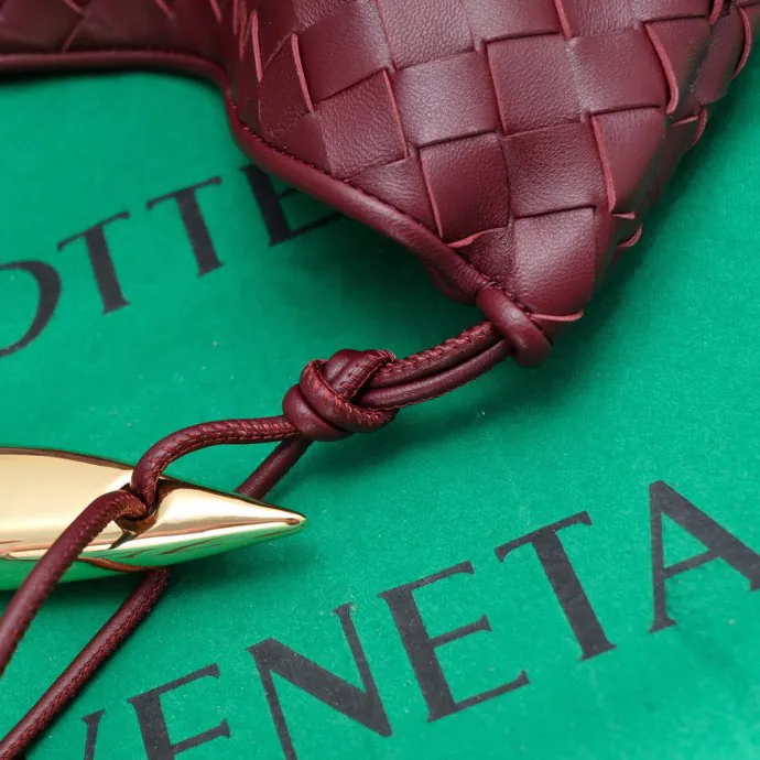Bottega Veneta Sardine Large Bucket Bag