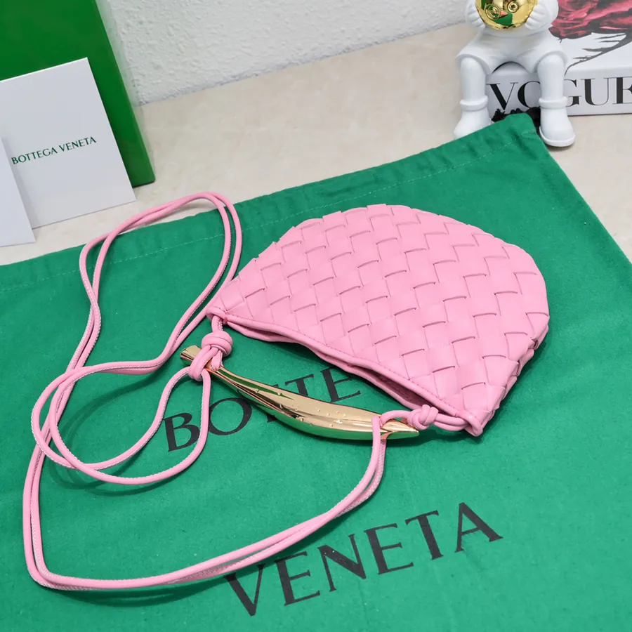 BV Mini Sardine Elegant and Chic Bucket Bag