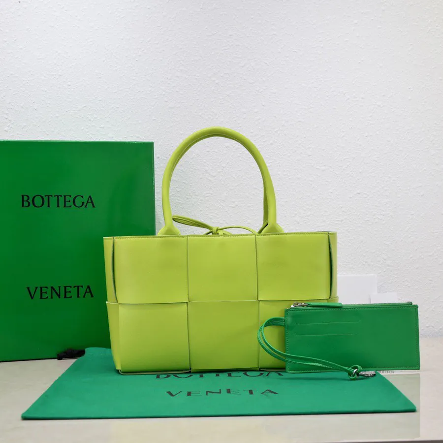 Arco Tote Handbag in Grained Calfskin