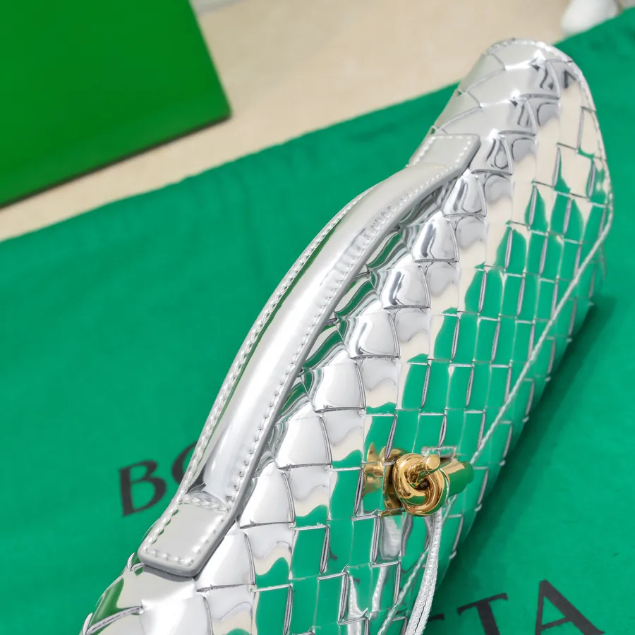 BV Andiamo Evening Clutch, Timeless Elegance