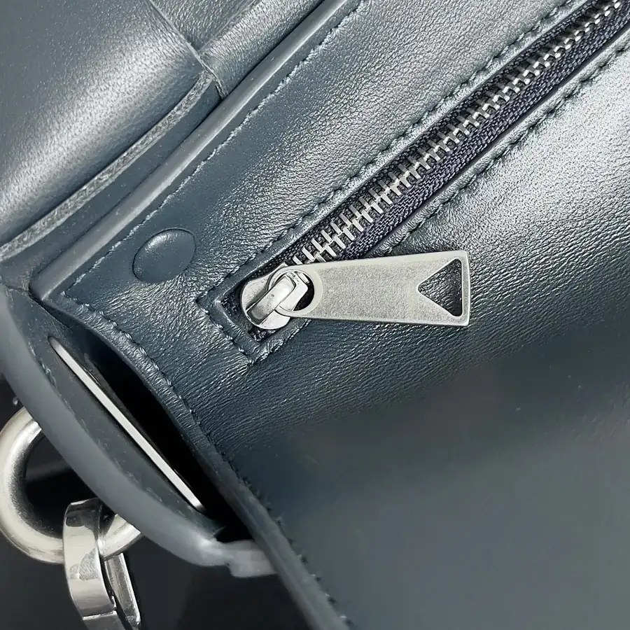 BV Two in One Cassette Bag Stylish and Casual