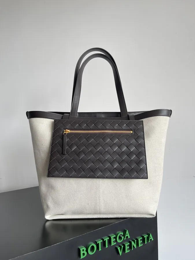 BV New Structure Flip Flap Tote Bag