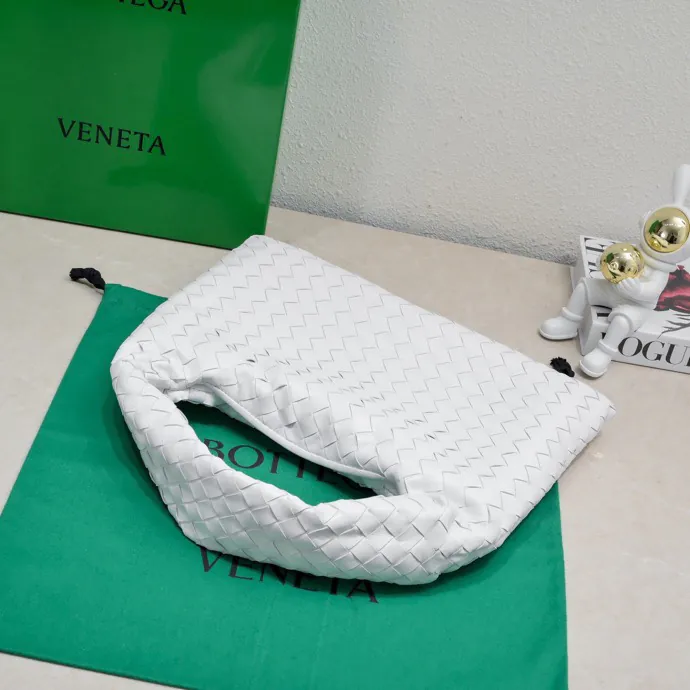 Bv New Mini HOP Bag with Pyramid Shape