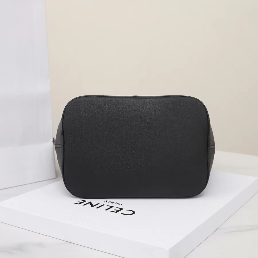 Exclusive New Design Italy Made Bucket Bag