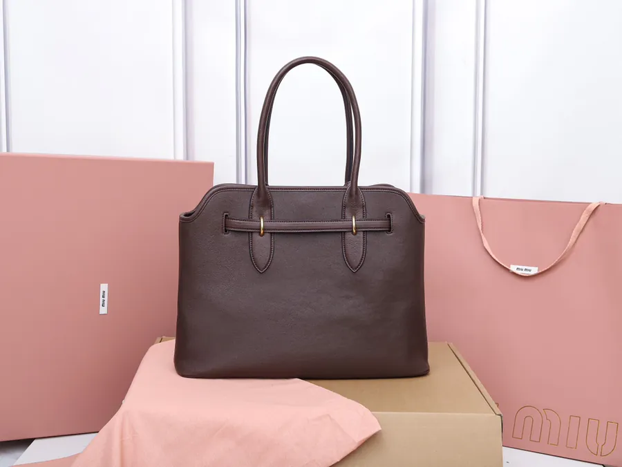 Aventure Nappa Leather Tote Bag Vintage Gold Hardware, 31X40X13cm