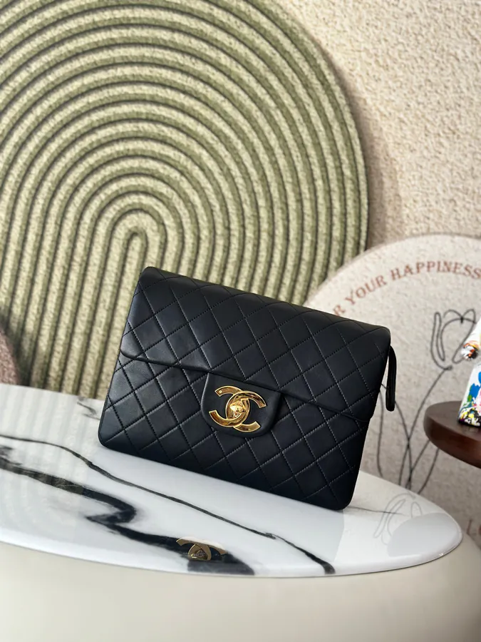 Vintage Style Jumbo Coco Shoulder Bag