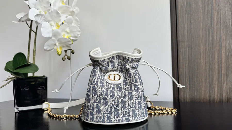 Miss Caro Series New Tote Bag with Handle, Grained Calfskin, Blue Oblique