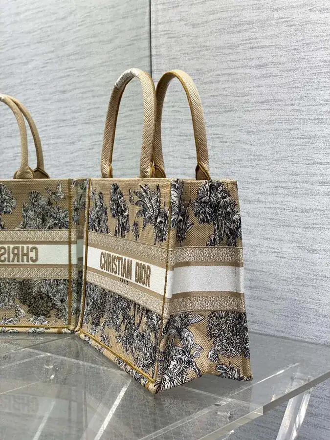P500 Medium Tote Summer Collection