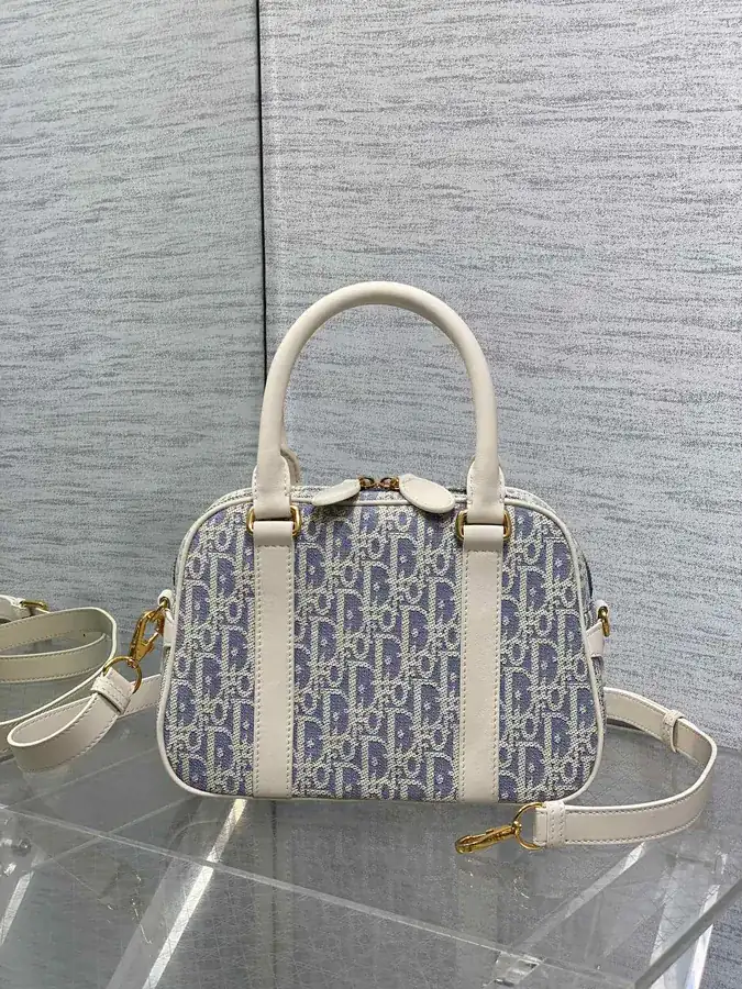 D Vibe Bowling Bag Medium Casual Sport Style