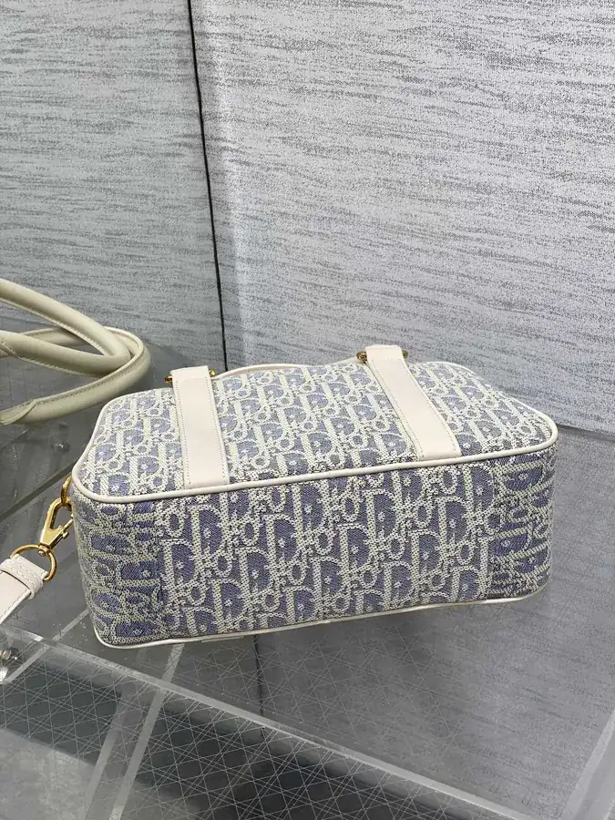D Vibe Bowling Bag Medium Casual Sport Style