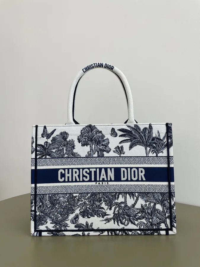 P500 Medium Tote Summer Coconut Grove Collection