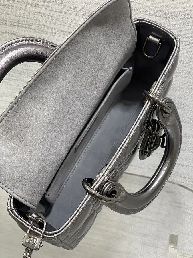 D Joy Black Gun Color Mini Bag