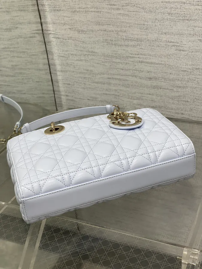 P700 Large Glacier Blue Bucket Bag