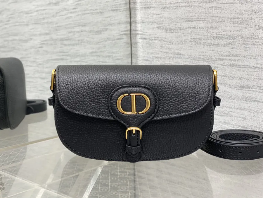 Bobby East West Autumn Winter Bucket Bag in Medium Size
