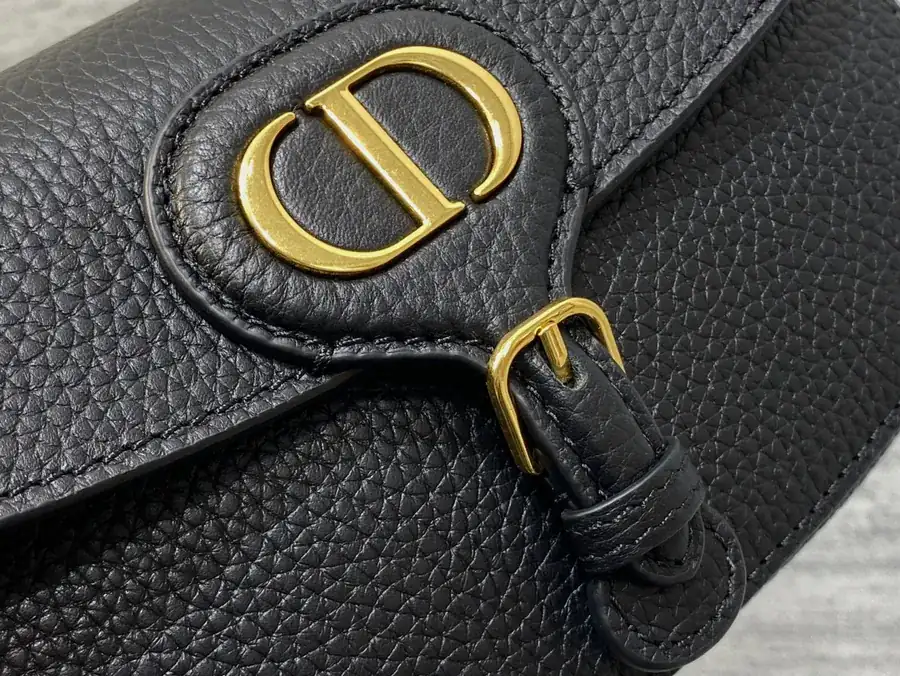 Bobby East West Autumn Winter Bucket Bag in Medium Size