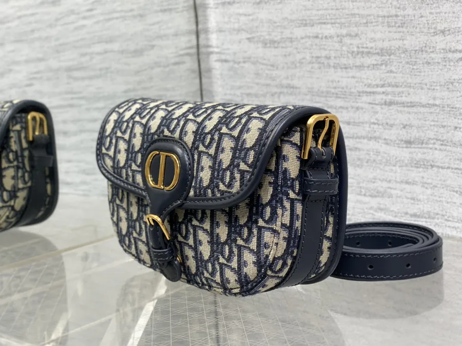 Bobby East West Autumn Winter Bucket Bag Medium Size