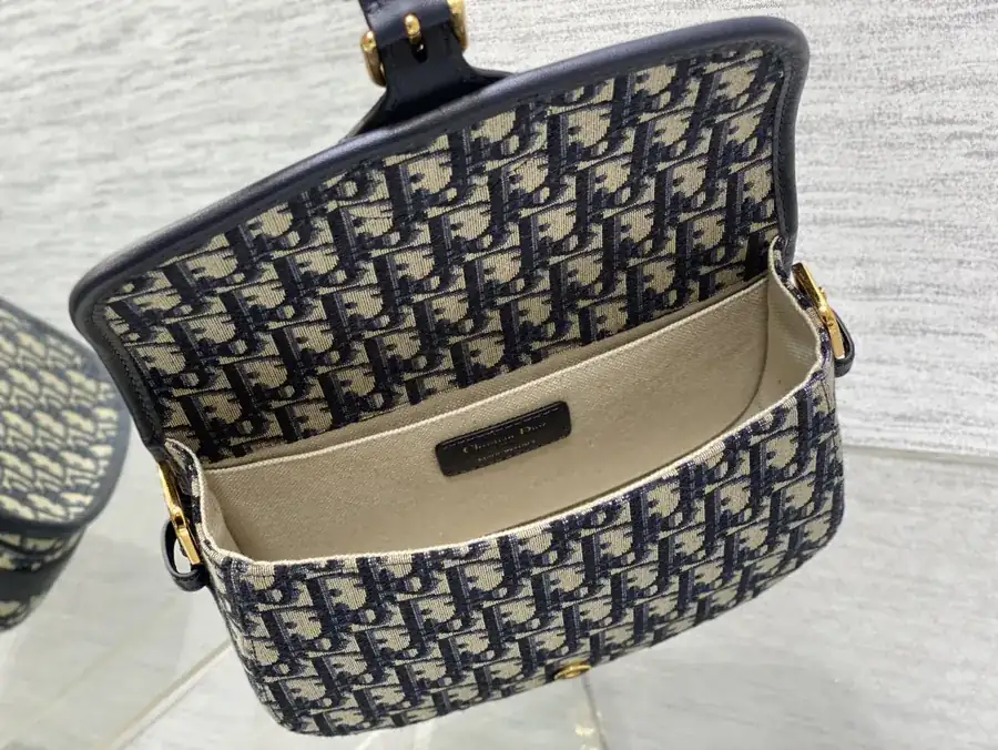 Bobby Series Handbag A Tribute to DI0R's Pet Dog