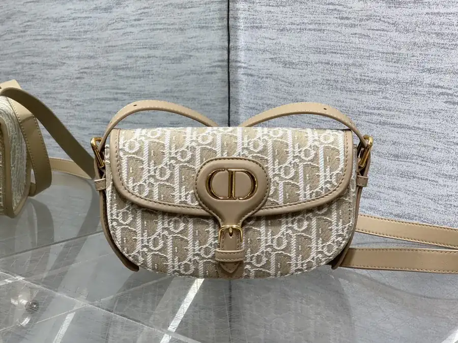 Bobby Series Handbag Natural Color Oblique Print