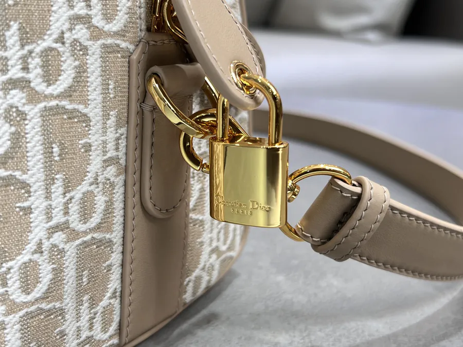 Groove 20 Handbag Blue Oblique Print