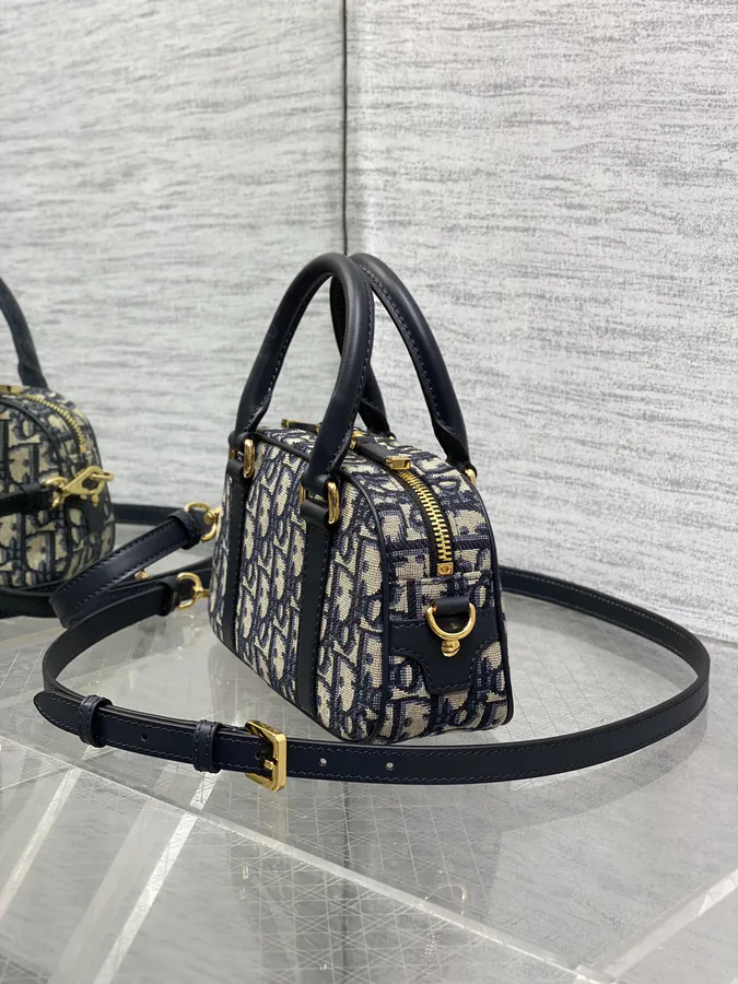 D Vibe Mini Bowling Bag Casual Sport Style