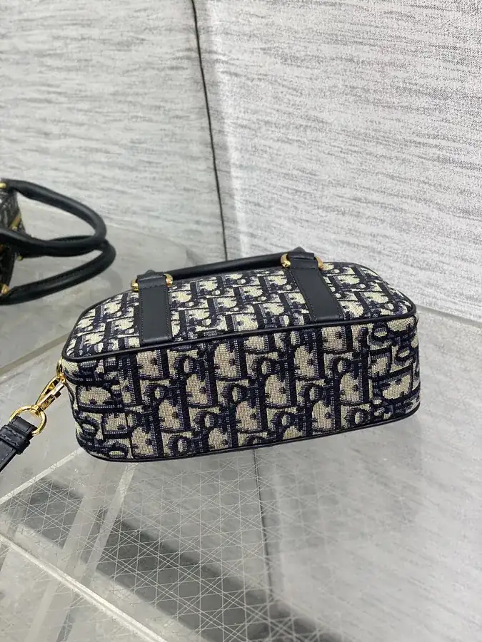 D Vibe Mini Bowling Bag Casual Sport Style