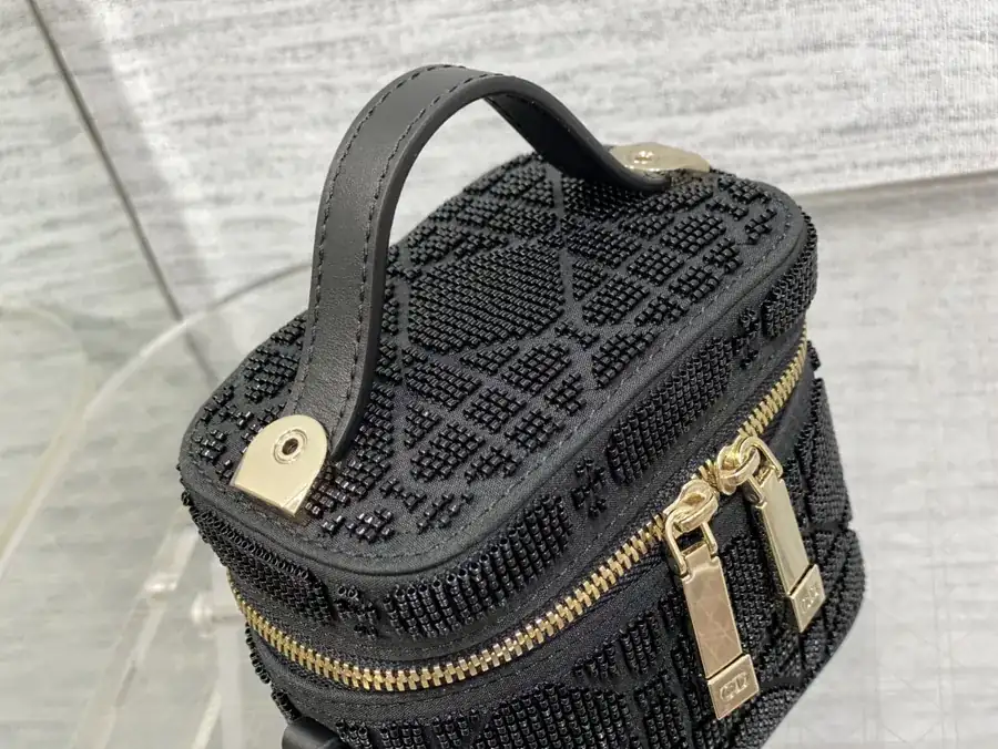 P700 Vanity Mini Bag Handmade Bead Embellishment