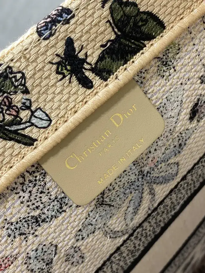 P500 Tote Autumn Winter Collection