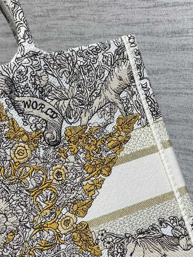 P500 Gold Tote Autumn Winter Collection