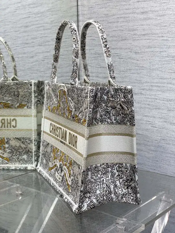 P500 Gold Tote Autumn Winter Collection