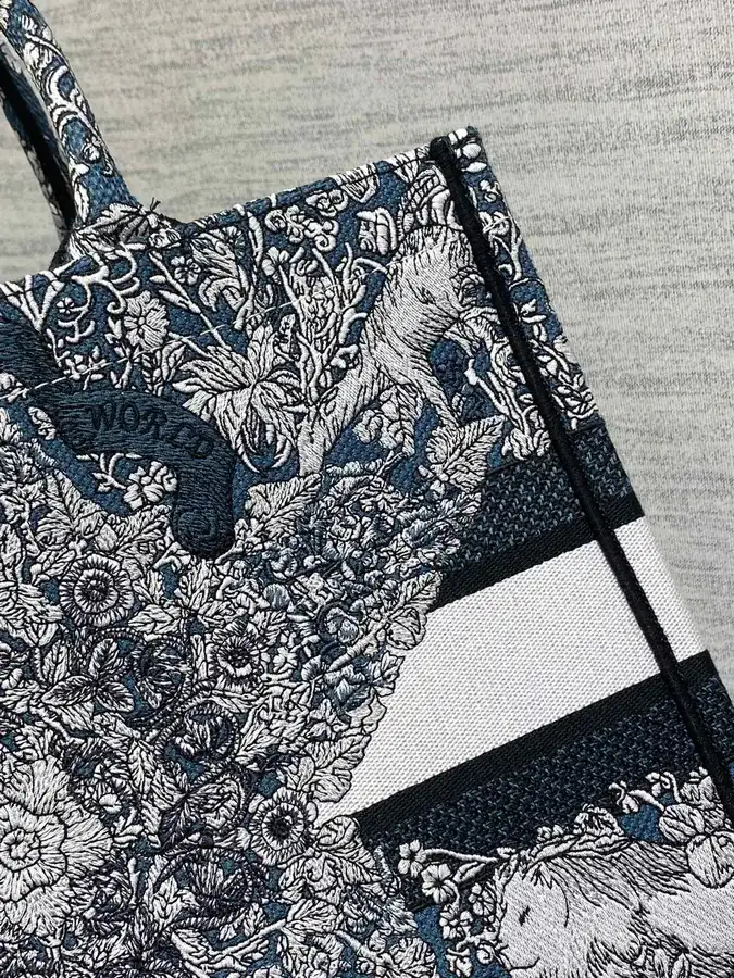 P500 Blue Tote Autumn Winter Collection