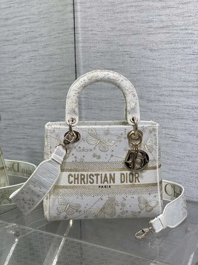 P600 Lady Embroidery Christmas Collection Bucket Bag